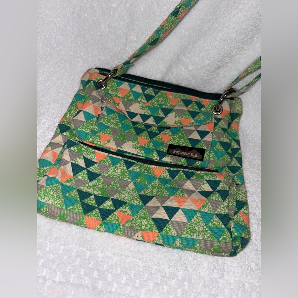 KAVU Green Patterned Women's Bag - Picture 2 of 13